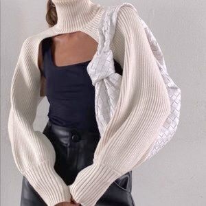 Zara *NWT* Arm Warmer Sweater size M